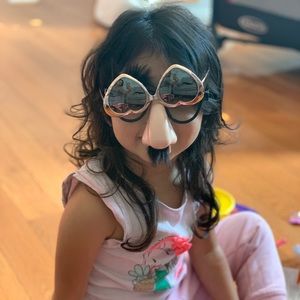 Meet your Posher, Sofia